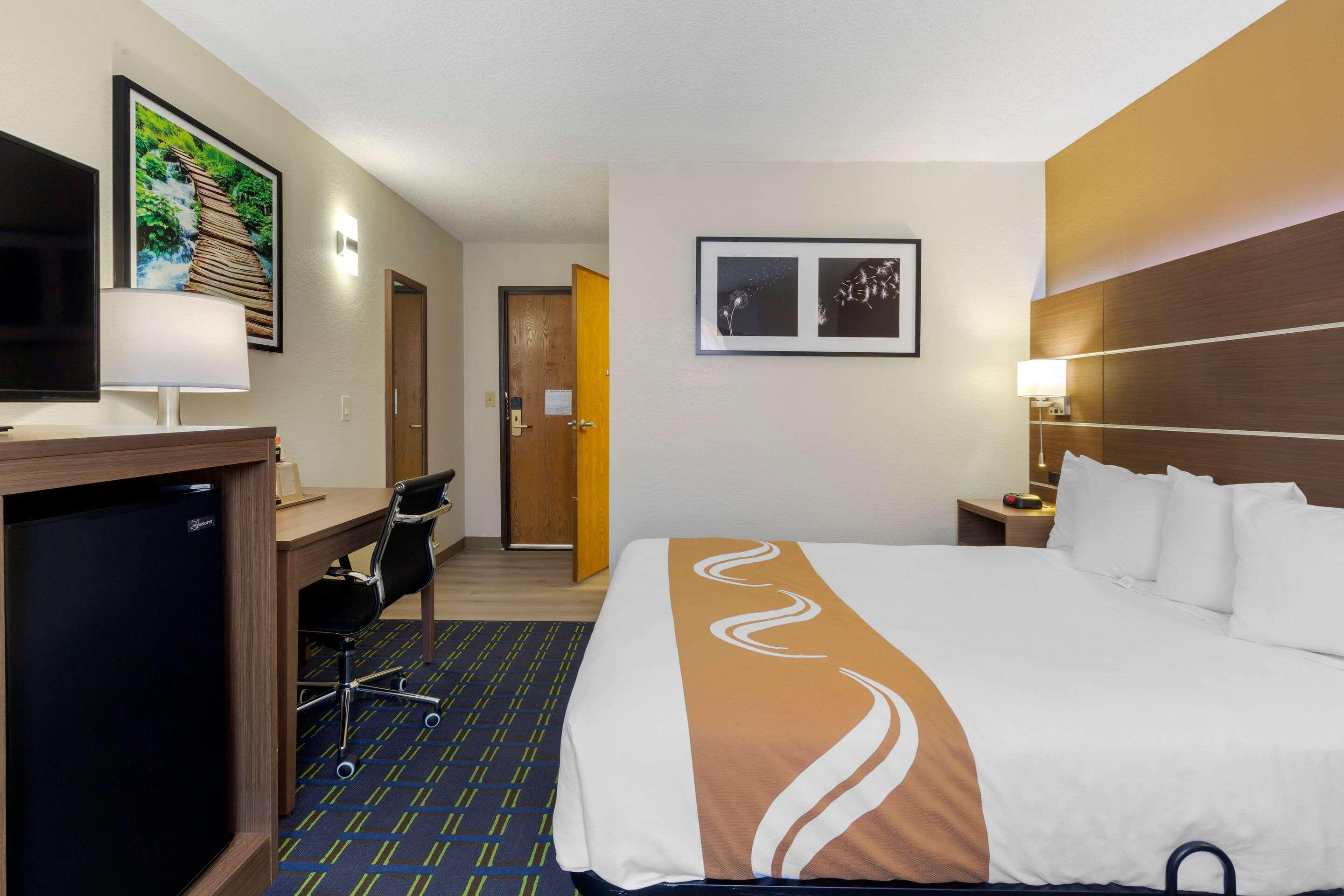 Quality Inn Lee Kültér fotó