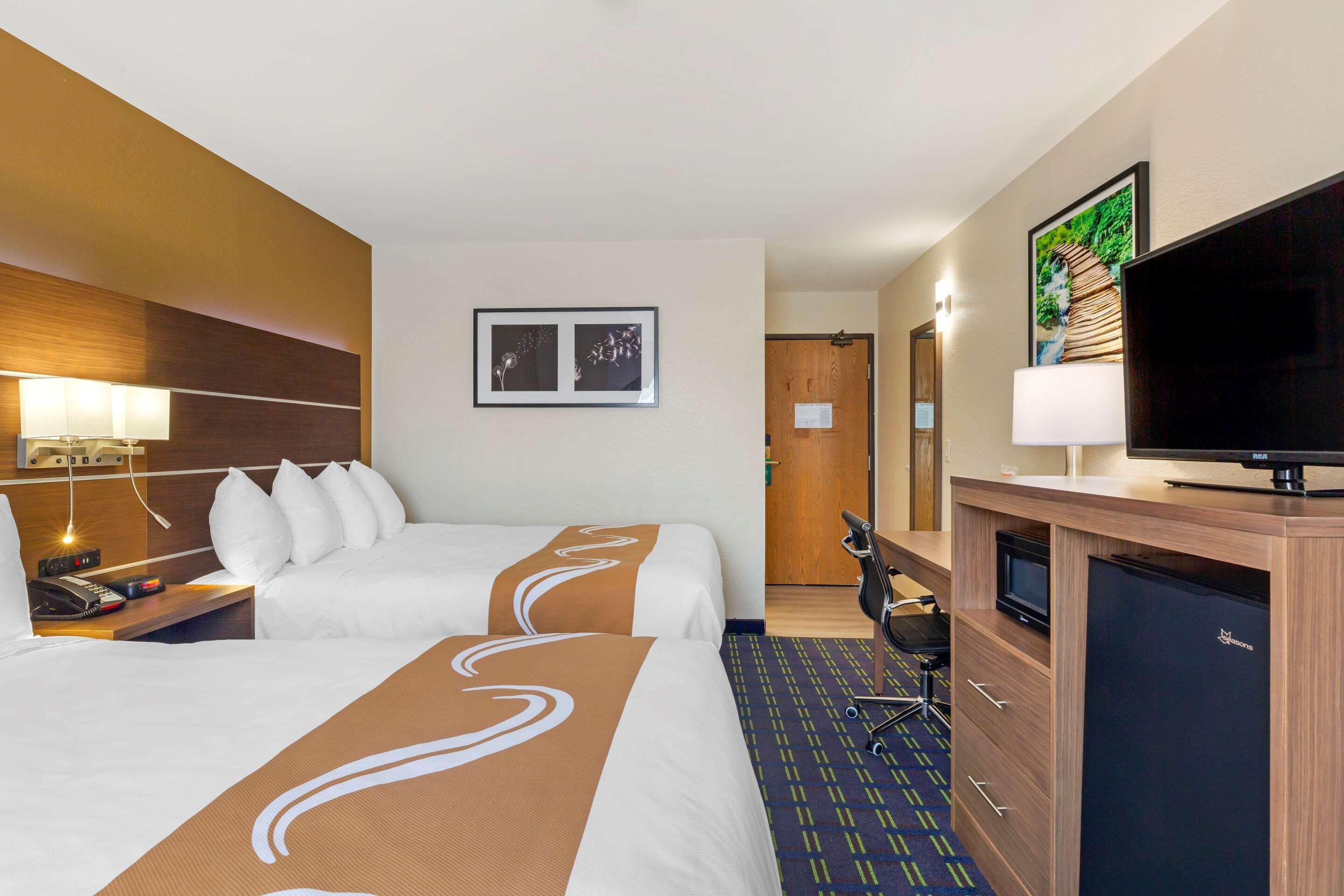 Quality Inn Lee Kültér fotó