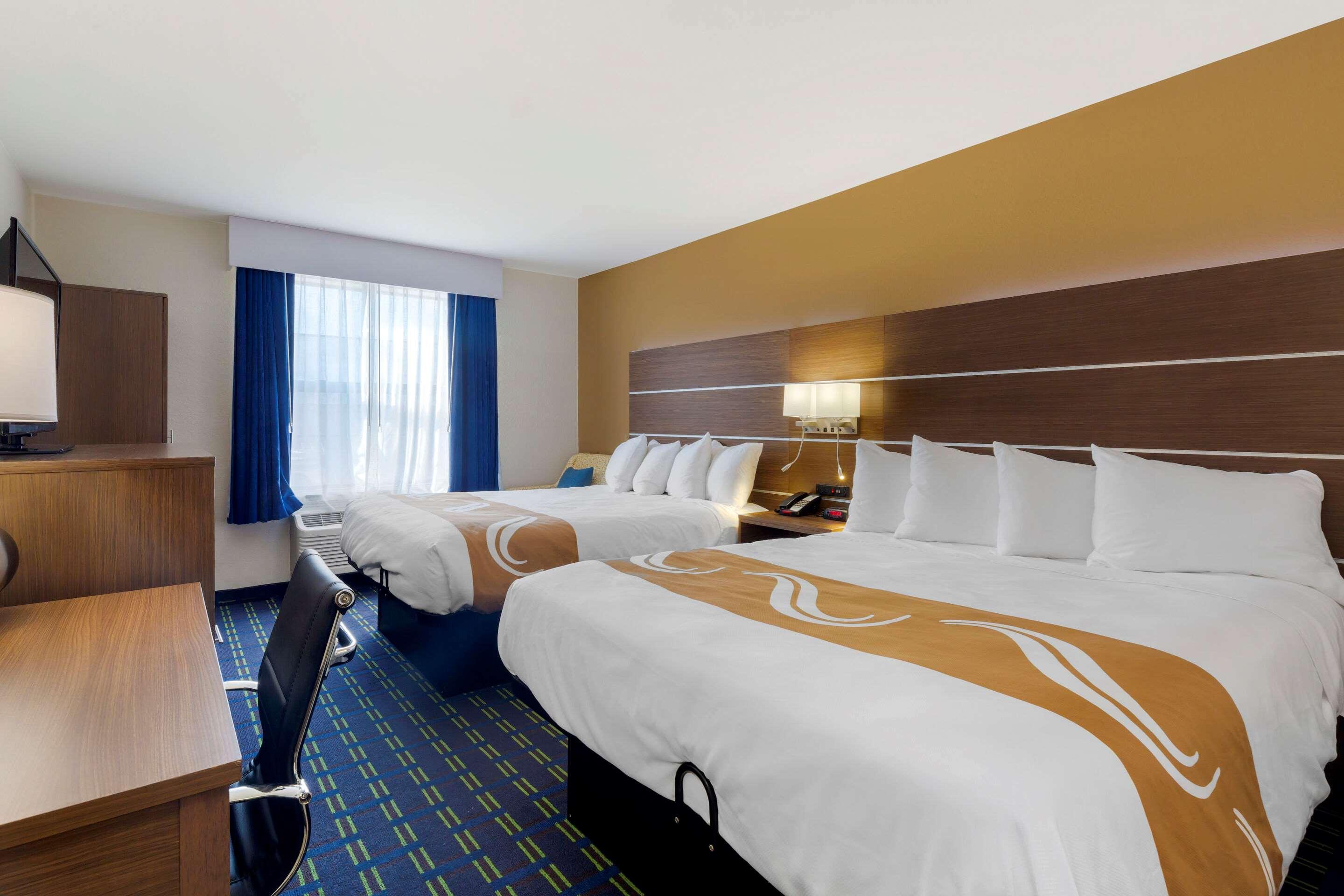 Quality Inn Lee Kültér fotó