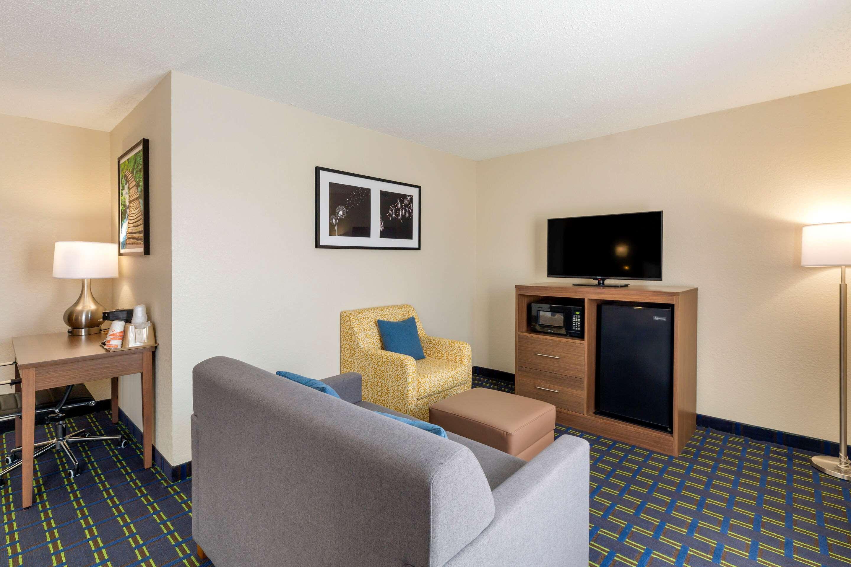 Quality Inn Lee Kültér fotó